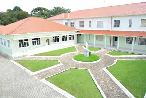 Fachada da unidade Colégio Bom Jesus São Vicente
