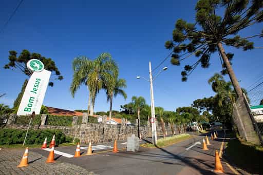 Fachada da unidade Colégio Bom Jesus Divina Providência