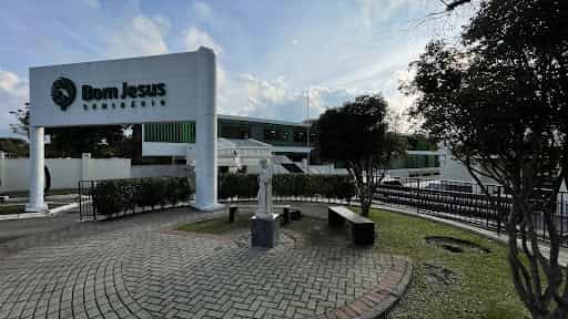 Fachada da unidade Colégio Bom Jesus Seminário