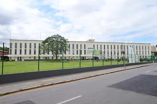 Fachada da unidade Colégio Bom Jesus